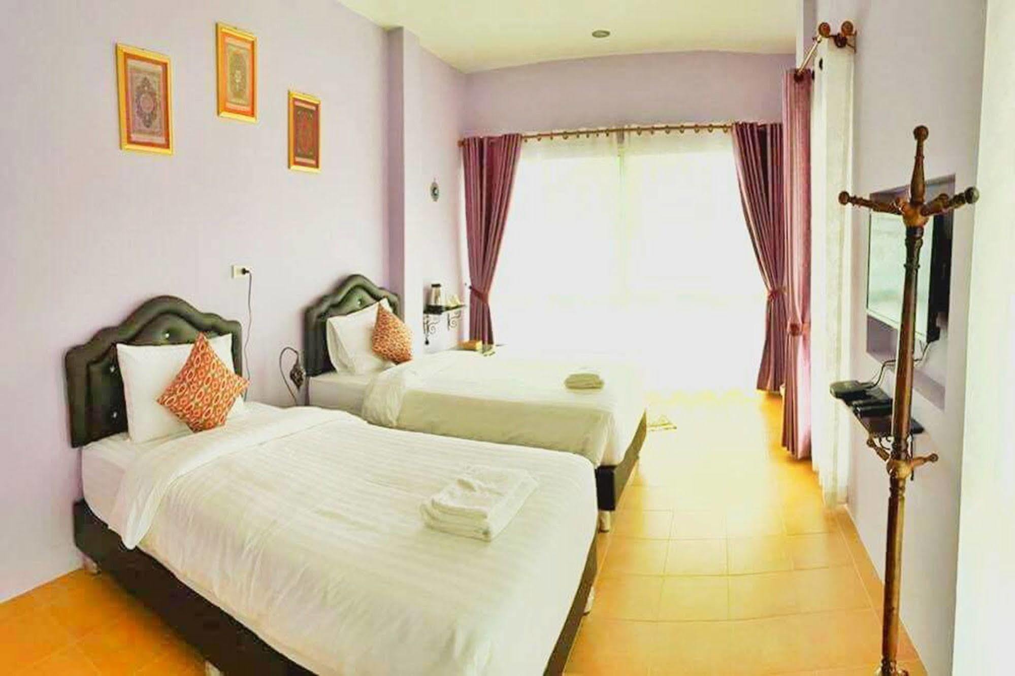 Chowdhury Boutique House Chiang Mai Bagian luar foto