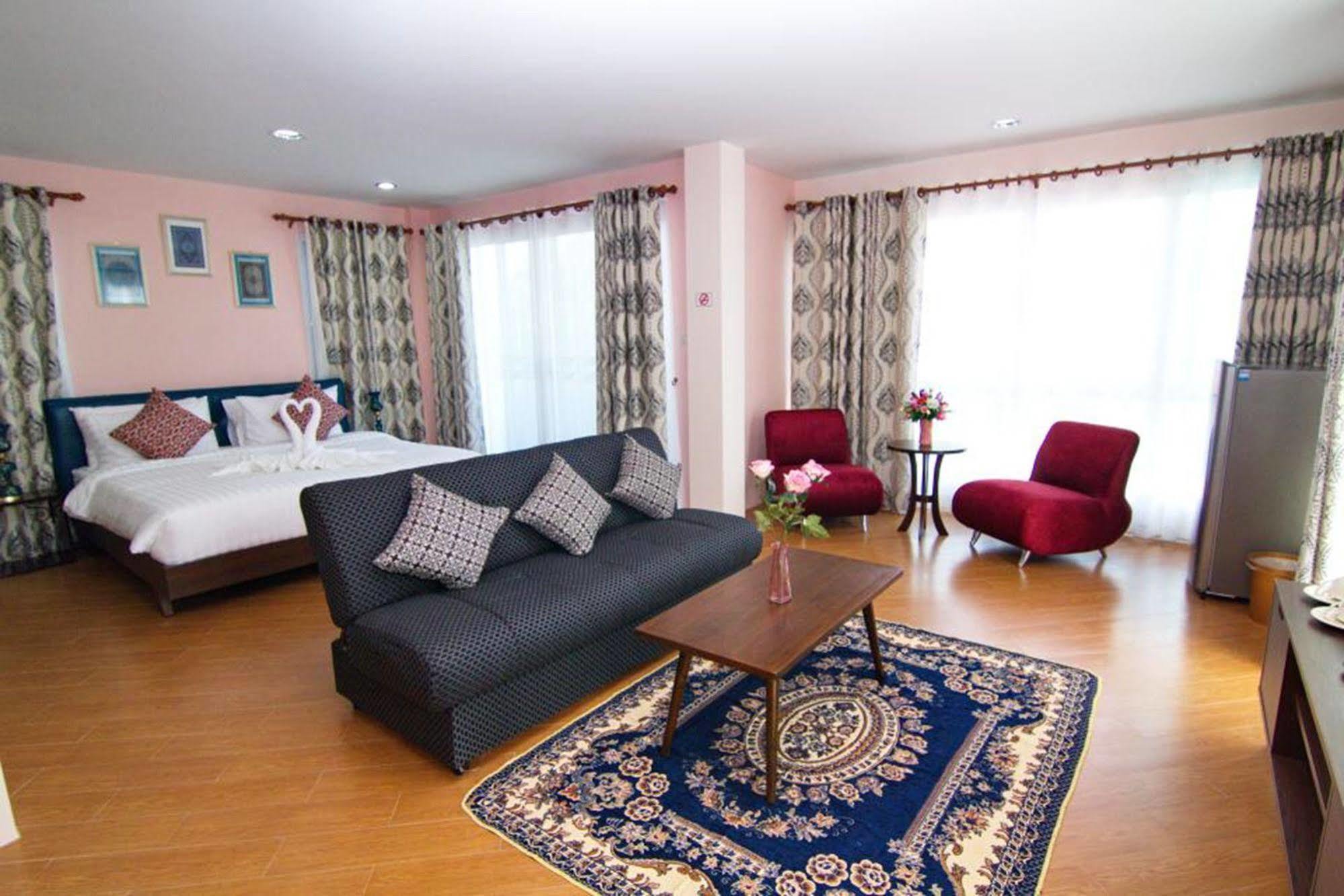 Chowdhury Boutique House Chiang Mai Bagian luar foto